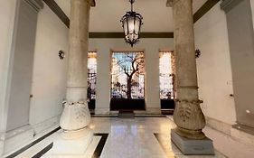 Appartamento Di Charme Dal Design Prestigioso
